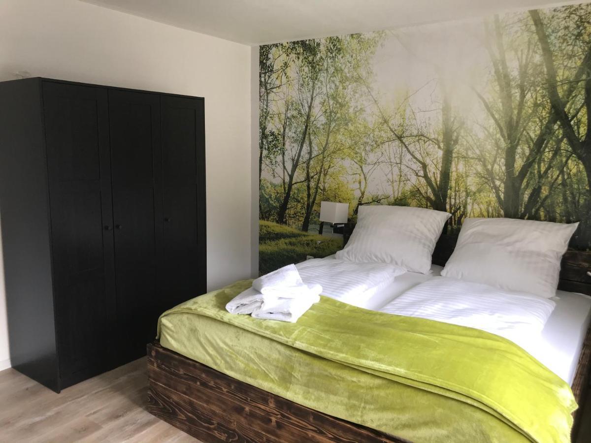 Landgasthof Zum Dorfkrug Schoneberg  Ngoại thất bức ảnh