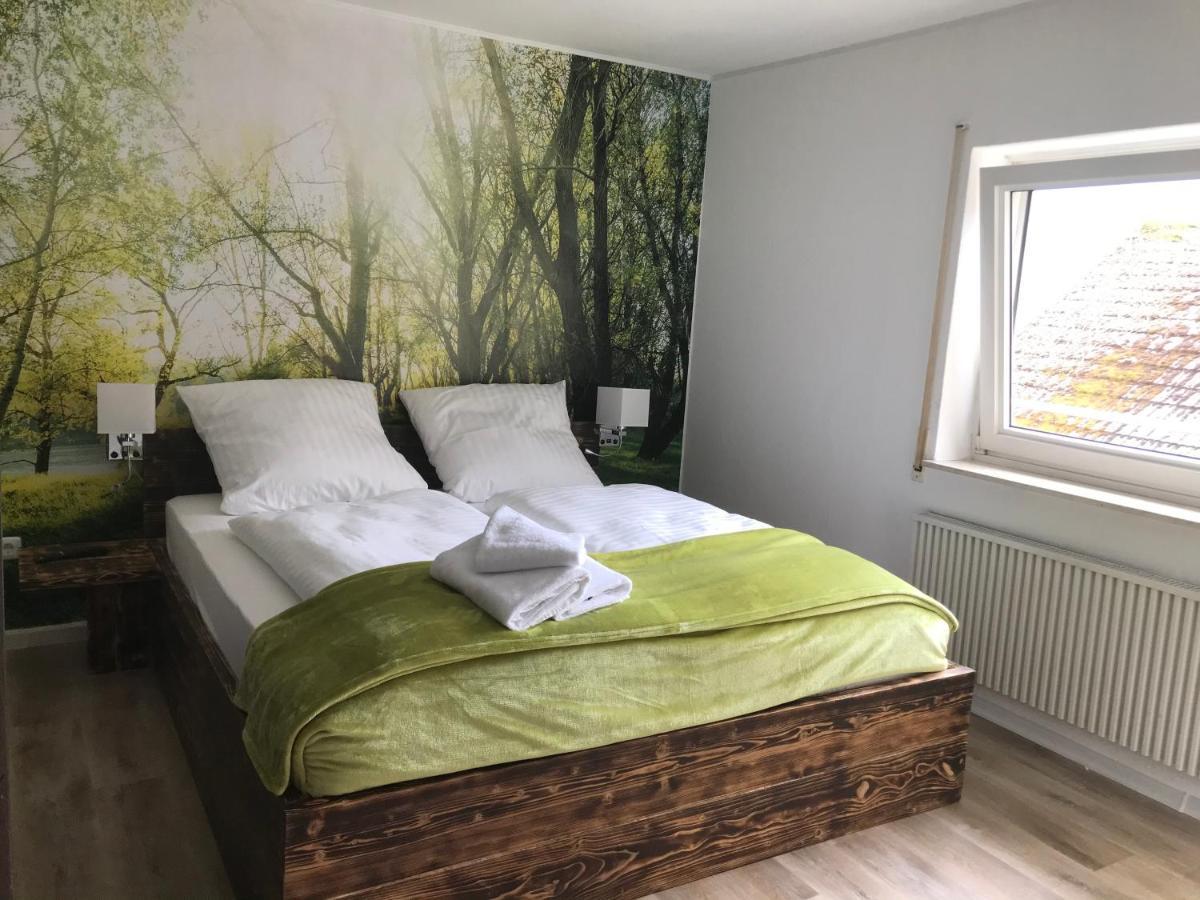 Landgasthof Zum Dorfkrug Schoneberg  Ngoại thất bức ảnh